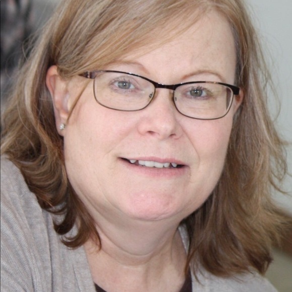 Meet your Posher, Marci - Picture 1 of 1